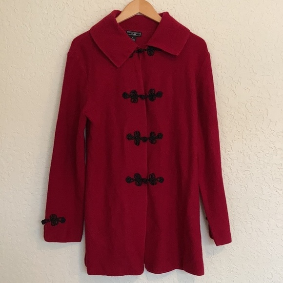 Lauren Hansen studio red 100% wool coat with black closers - Picture 6 of 11